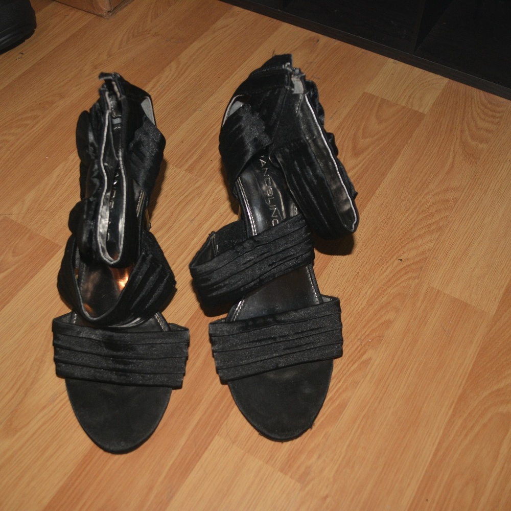 Ladies Black Heels